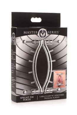 Затискач для статевих губ Master Series Spread'Em Poker Vagina Clamp with Adjustable Pressure Screws SO8798 фото