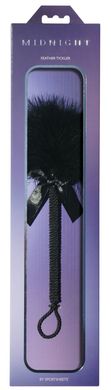 Метелочка-щекоталка Sportsheets Midnight Feather Tickler, декорированная шнуром и бантиком SO1293 фото